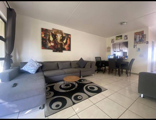 2 BEDROOM APARTMENT FOR SALE IN VORNA VALLEY